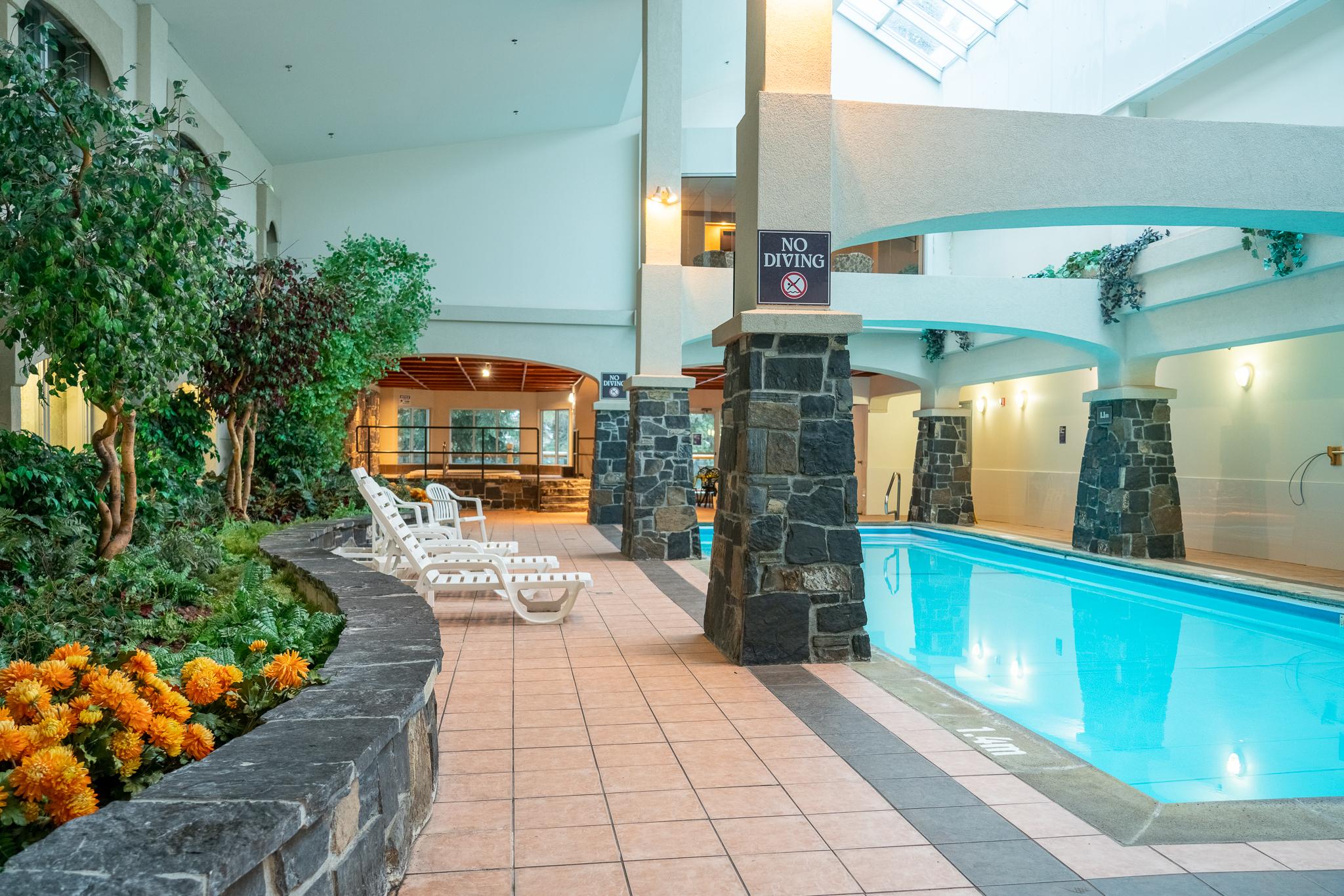 The Rundlestone Lodge Banff Buitenkant foto