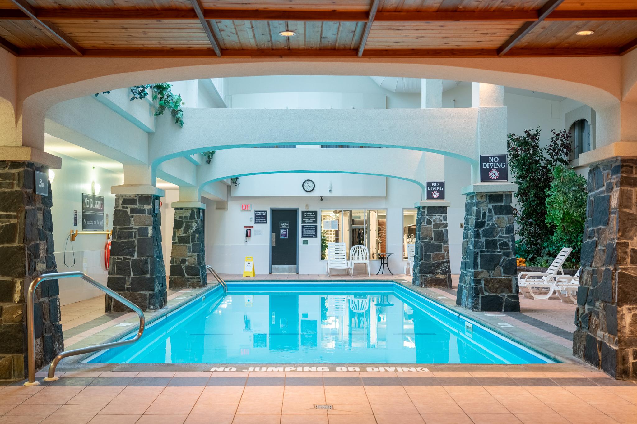 The Rundlestone Lodge Banff Buitenkant foto