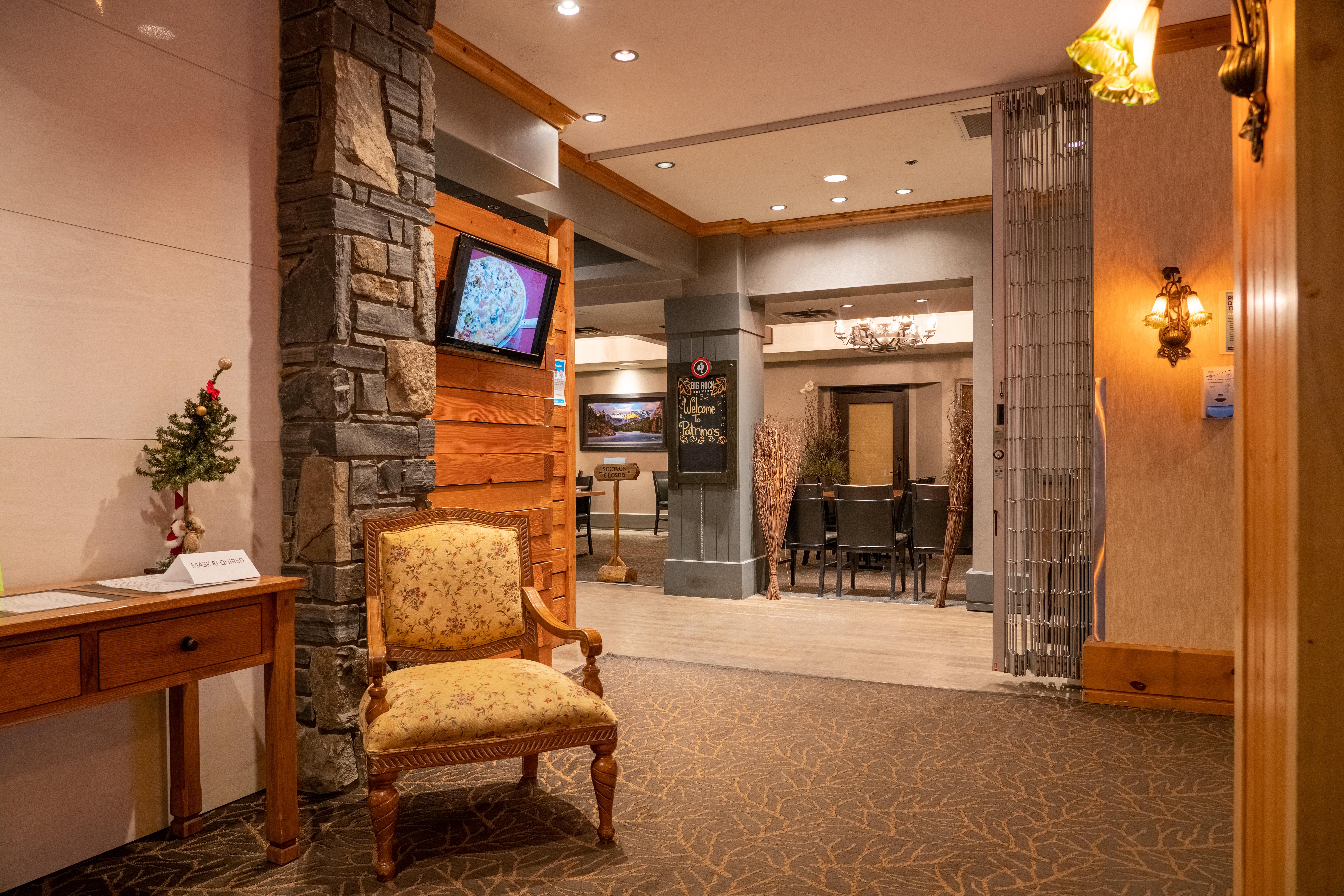 The Rundlestone Lodge Banff Buitenkant foto